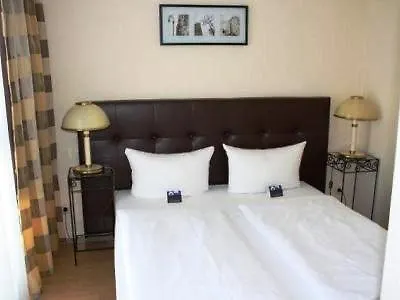 Frankfurt 3* Fráncfort del Meno