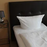 Szálloda Frankfurt 3*
