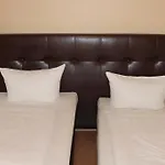 Frankfurt 3*