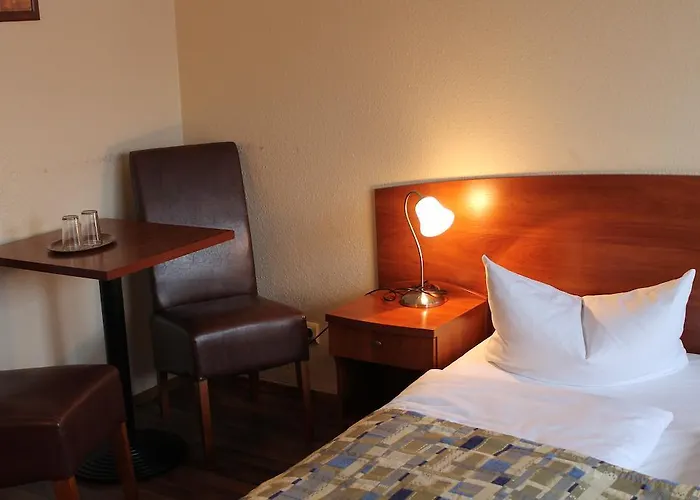 Frankfurt Hotel 3*